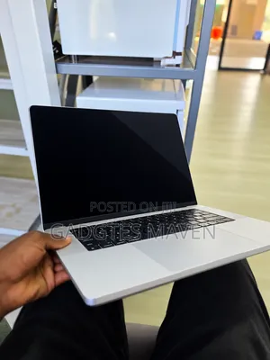 Apple MacBook Pro 2021 M1 Pro 16GB RAM 512GB SSD