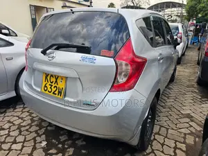 Nissan Note 2012 Nyeupe