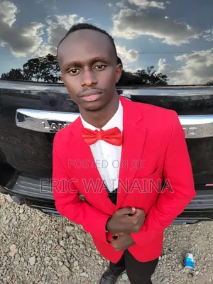 Mtaalamu wa Usimamizi wa Utalii Akitafuta Nafasi