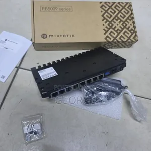 MikroTik RB5009 Router ya Biashara ya Port 8