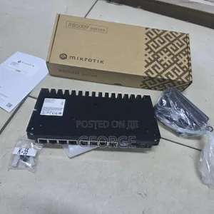 MikroTik RB5009UG+S+IN Router ya Gigabit yenye Port 8