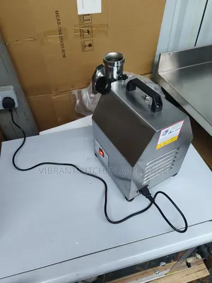 TK12 Commercial Electric Meat Mincer