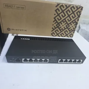 MikroTik RB4011iGS+RM Routeri ya Wired yenye Milango 10