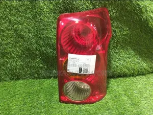 Tail Lamp Right Toyota Raum 2005