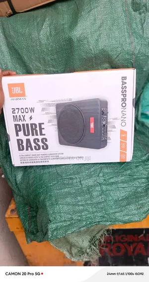 JBL 2700W Ultra Compact Active Car Subwoofer Chini ya Kiti