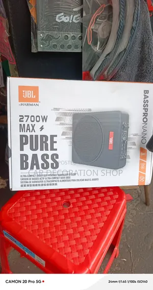 JBL Nano Ultra Subwoofer Chini ya Kiti - Aluminium