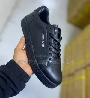 Viatu vya Kawaida vya Tommy Hilfiger kwa Wanaume