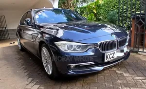 BMW 328i 2013 Bluu