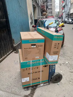 Hisense 60cm Built-In Oven HBO60202