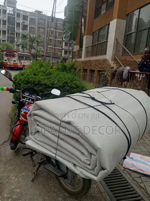 Carpeti za Ukutani Nzuri kwa Nyumba, Ofisi na Makanisa