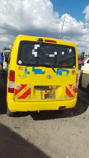 Toyota TownAce 2011 Njano