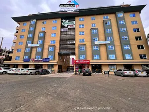Eneo Bora la Ofisi Kukodishwa Triple Two Address, Kamakis
