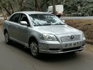 Toyota Avensis 2005 Nyeusi