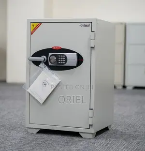 Diplomat Fireproof Safe Model 070EHK - 90Kgs