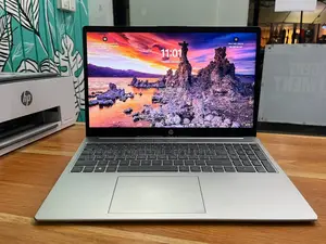 Laptop HP 15.6" Intel Core i5 Gen ya 13, 16GB RAM, 512GB SSD