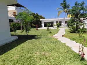 Nyumba ya Vyumba 4 Iliyo na Samani Papa Remo, Watamu Inauzwa