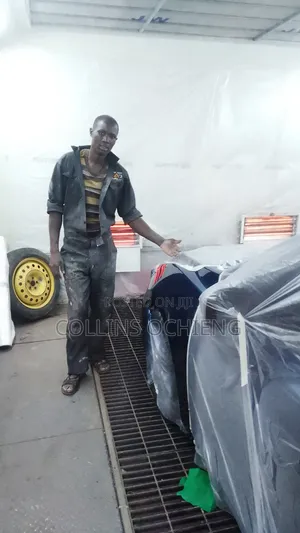 Huduma ya Kurekebisha Magari na Kupaka Rangi