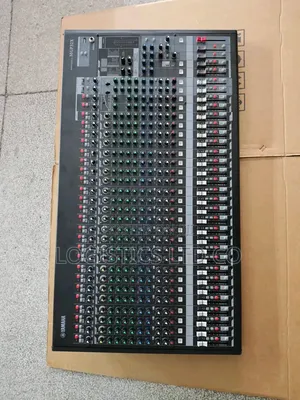 Yamaha MG32/14FX Analog Audio Mixer