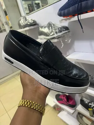 Viatu vya Kawaida vya Lacoste