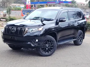 Toyota Land Cruiser Prado 2.8 TX-L 2022