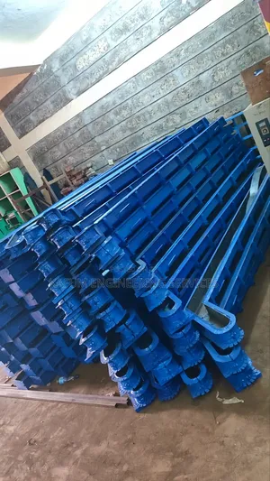 Fencing Post Mold - Mpya Kabisa