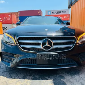 Mercedes-Benz E200 2019 - Nyeusi Matt