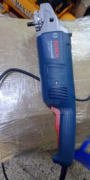 Bosch Professional Angle Grinder