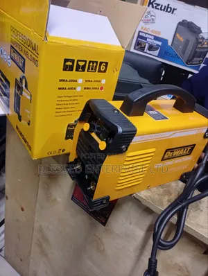 DeWalt 500A Hybrid Inverter Welding Machine (Refurbished)