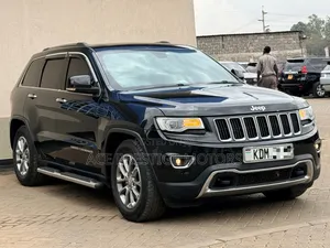 Jeep Grand Cherokee 2017 Nyeusi