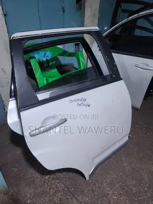 Mitsubishi Outlander 2008/2012 Rear Right Door
