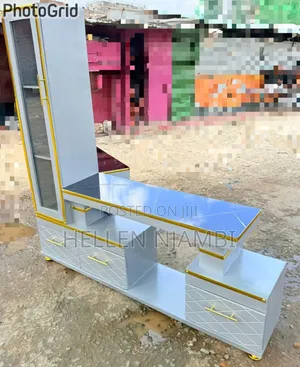 Executive Extended TV Stand yenye Marble Coating na Kabati la Rafu