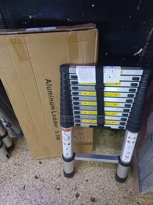 5m Telescopic Ladder Moja | Aluminium