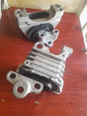 Jeep Cherokee KL 2014-2018 Mlima wa Injini wa Kushoto