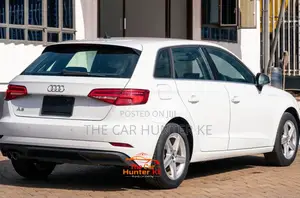 Audi A3 2020 Nyeupe