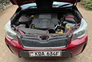 Subaru Forester XT 2013 Nyeusi