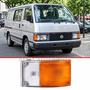 Nissan Urvan E24 Corner Lamp (Rangi 2, Upande wa Kushoto)