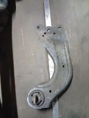 Mkono wa Nyuma wa Mazda CX-5
