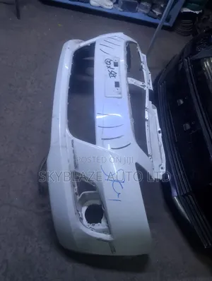 Bampa ya Mbele ya Suzuki Swift (Iliyotumika)