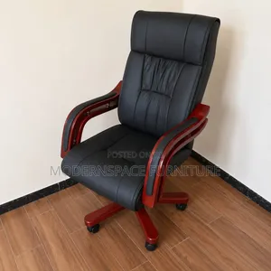 Boss Office Products Executive Office Chair