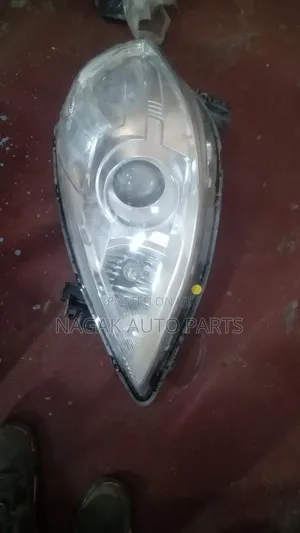 Nissan Tiida 2008 Xenon Headlight
