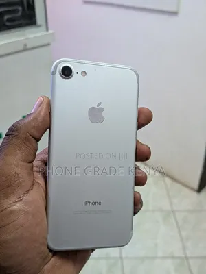 Apple iPhone 7 128GB Silver