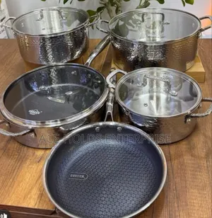 Set ya Vyombo vya Kupikia UAKEEN 9-Piece Chuma cha Kutotoa (Stainless Steel) na Vifuniko vya Kioo