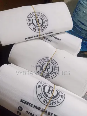 Plain and Branded Non-Woven DCut Bags