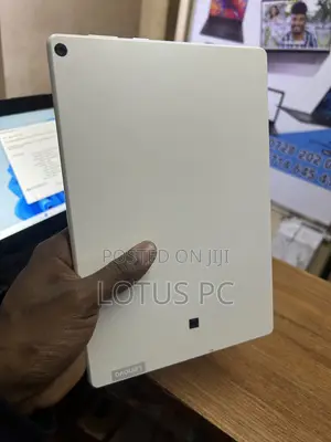 Lenovo IdeaPad 32GB Nyeupe