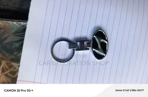 Keyring Mviringo na Nembo ya Hyundai Iliyochongwa