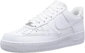 Nike Sneakers Nyeupe Mpya Kabisa
