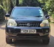 Nissan X-Trail 2010 Nyeusi - 3