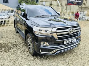Toyota Land Cruiser ZX 2012