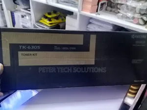 Kyocera TK-6305 Toner Nyeusi High Yield