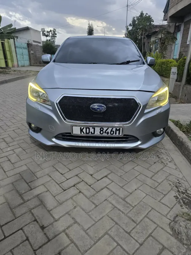 Subaru Legacy B4 2015 Silver - 1